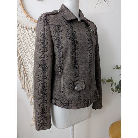 love token jacket - Picture 7 of 14